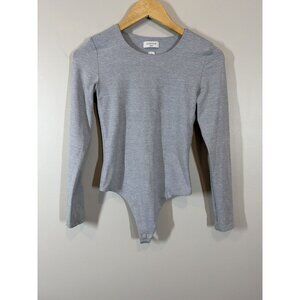 Aritzia Contour Gray Long Sleeve Bodysuit Small Soft Stretch Ribbed Essential